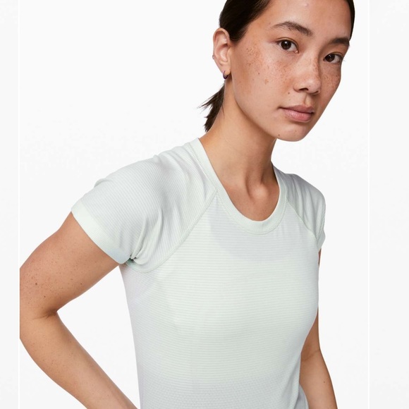 NWT lululemon Swiftly Speed Short Sleeve
Polar Ice / White / Blue - Picture 2 of 4